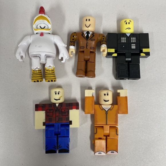Roblox Figurines Lot Of 21 Full Action Figures W/ Extras Heads Hair No Codes Toy - Picture 5 of 6
